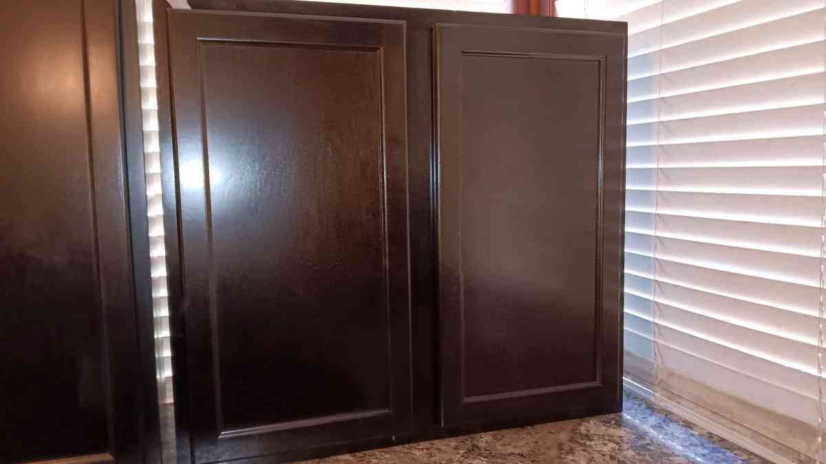 Kitchen Cabinets - Zephyrhills, Florida - FleaMarketBay