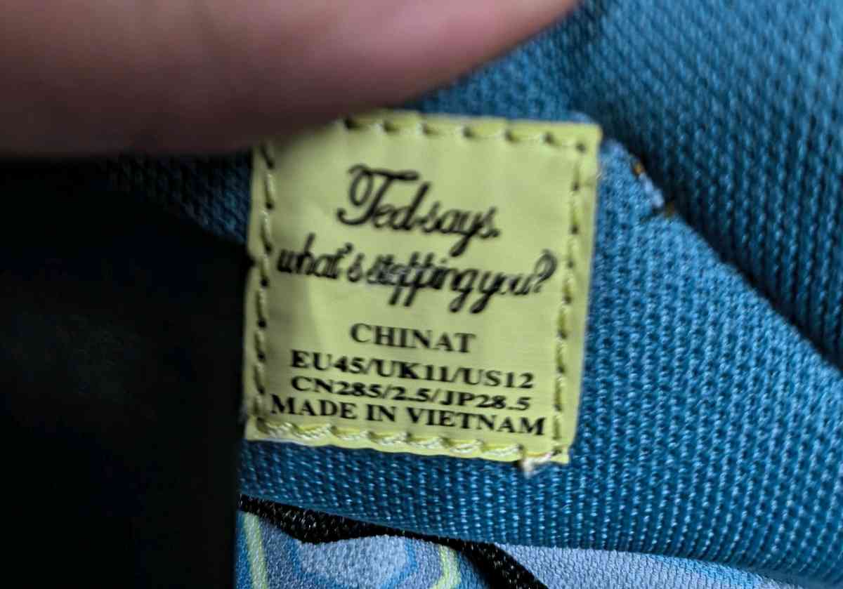 Ted Baker London Mens US 12 Low Top Fashion Sneaker  New - Brodhead, Wisconsin - FleaMarketBay