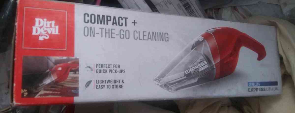 Dirt Devil vacuum New in Box - Arlington Heights, Illinois - FleaMarketBay
