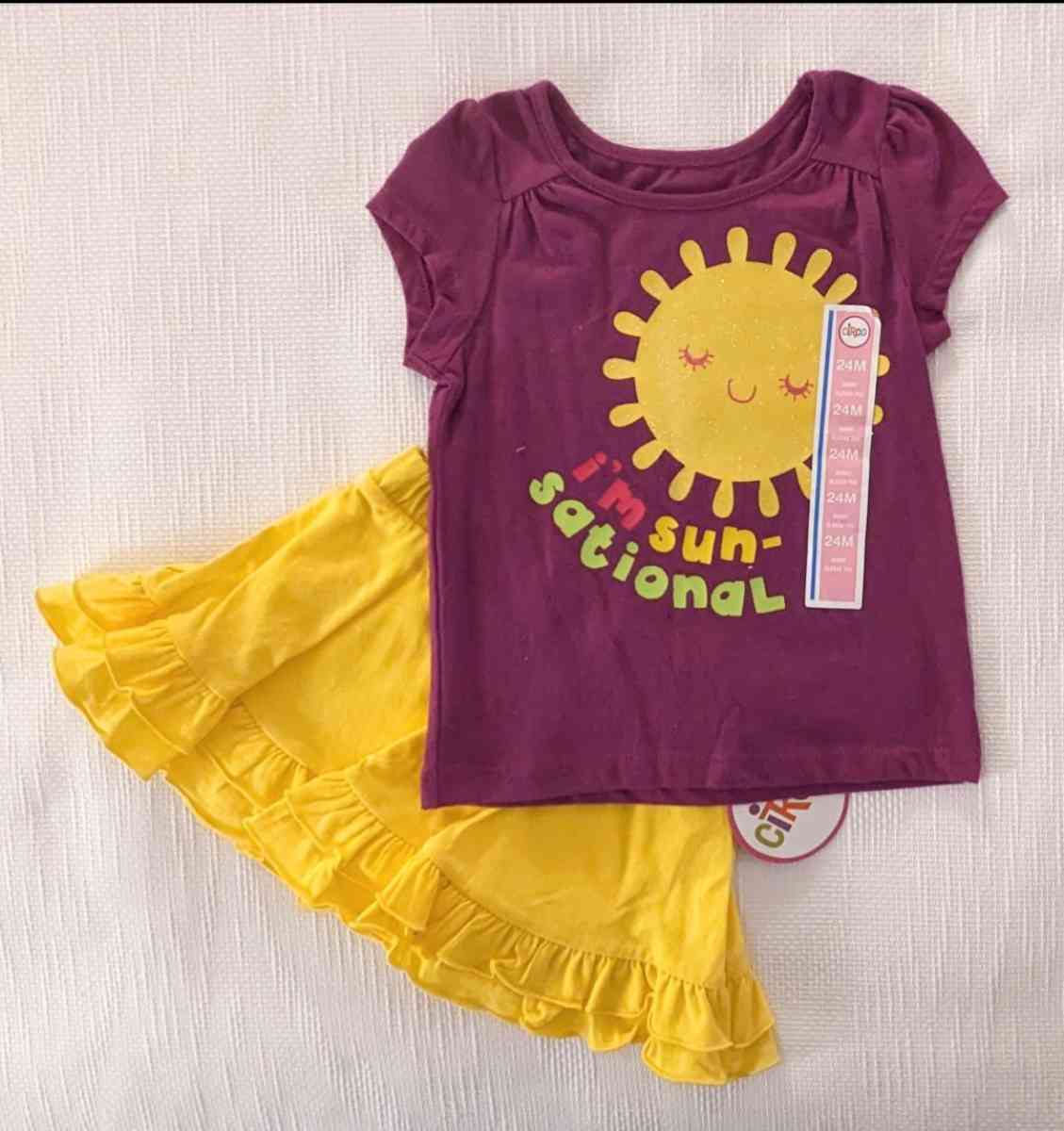 Two pcs Girl Skirt Set - Staten Island, New York