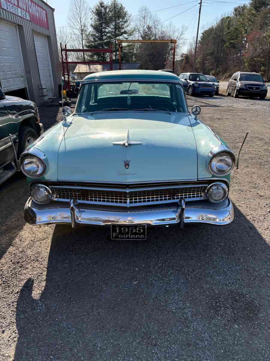 1955 fair Lane Ford - Clayton, Delaware - FleaMarketBay