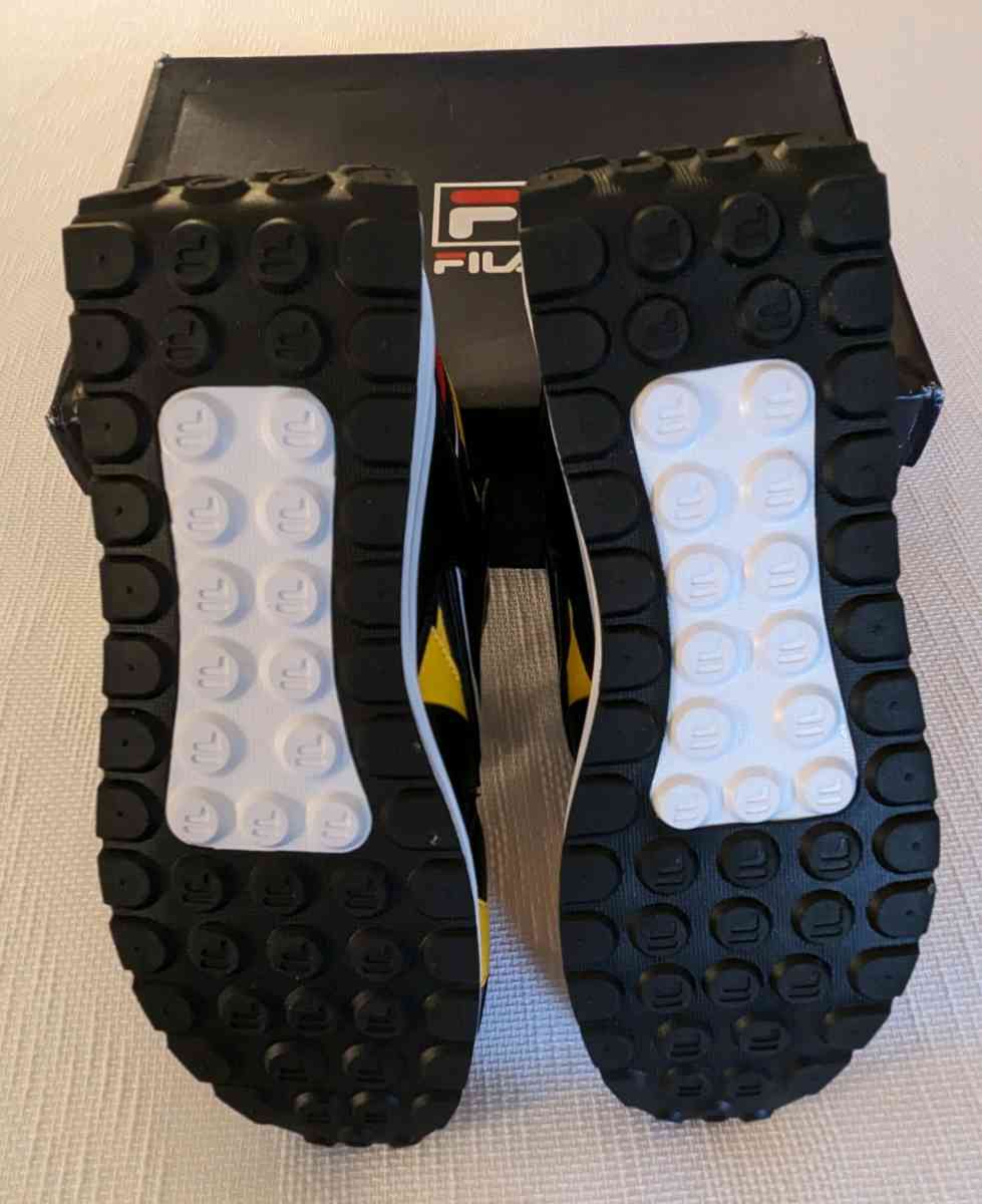 Fila Mens Sandenal Leather FitnessRunning Shoes - Staten Island, New York - FleaMarketBay