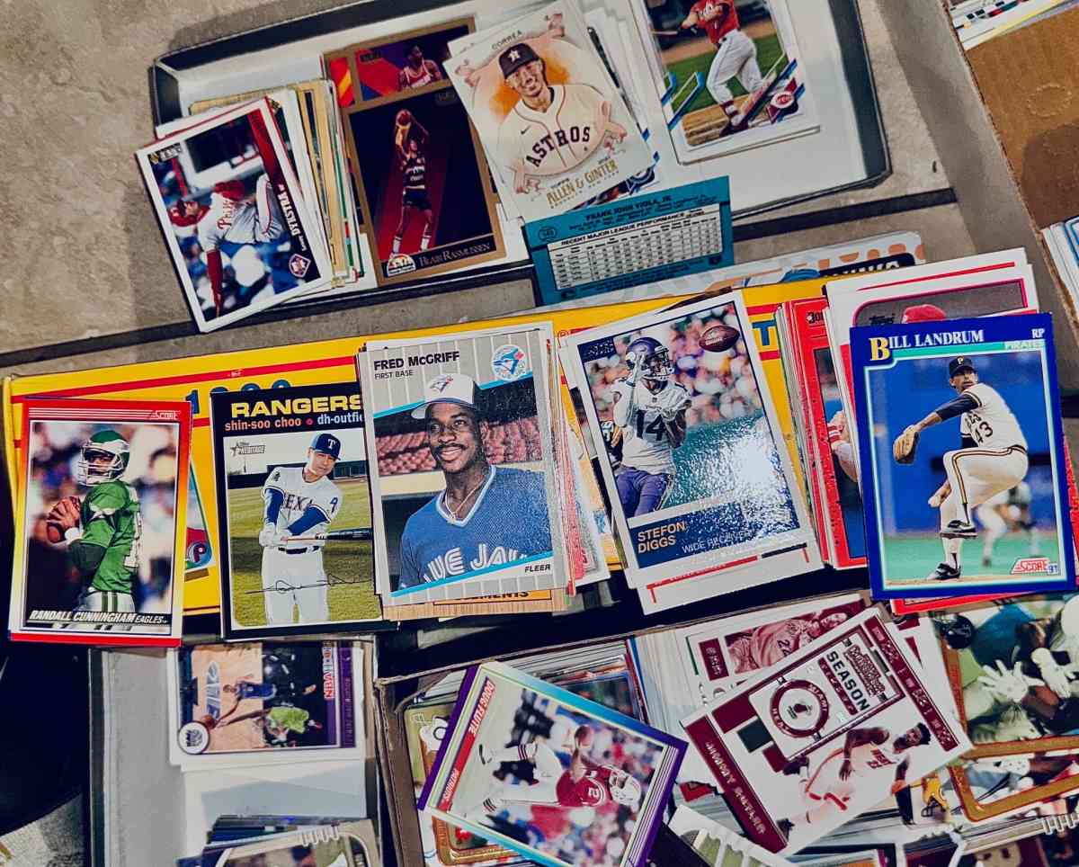 sports cards lot - Escondido, California