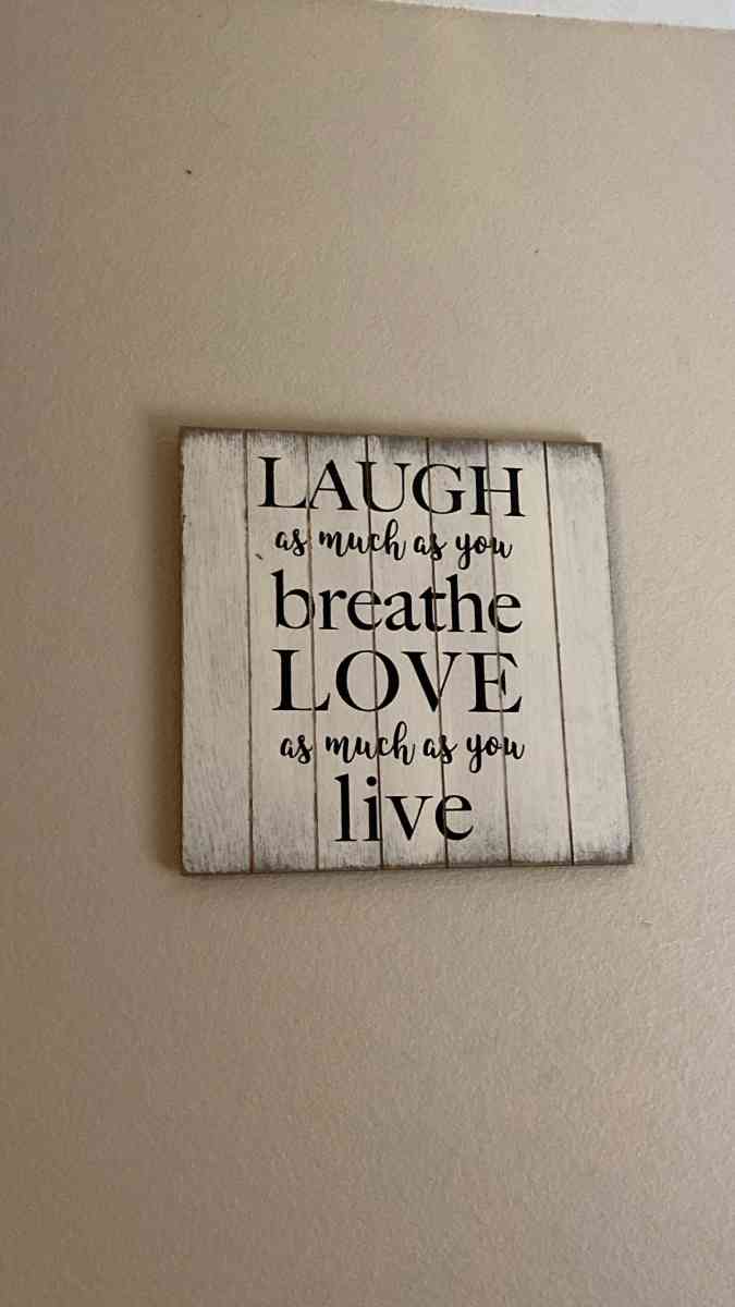 House Decorations - Dallas, Texas - FleaMarketBay