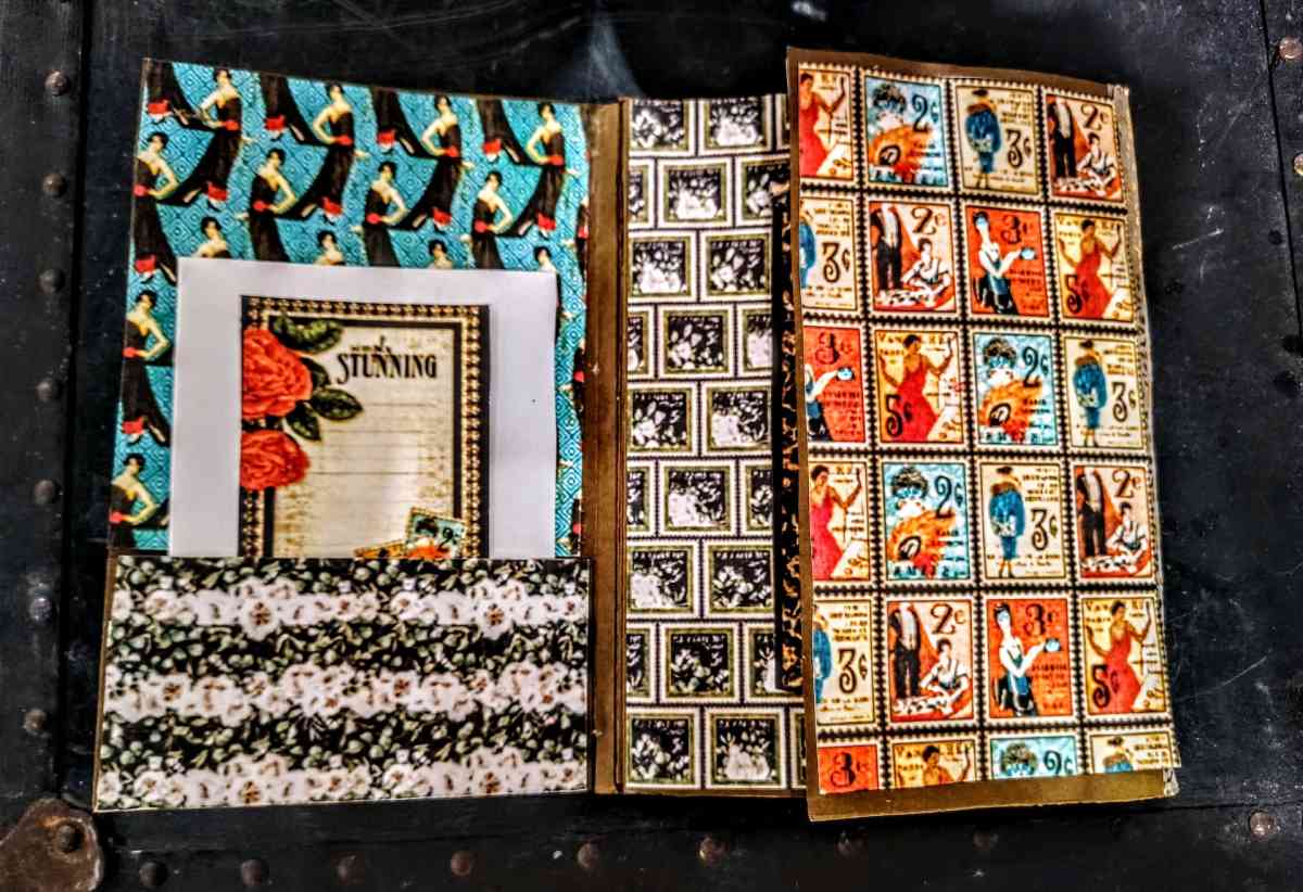 Fashion Themed Folio Album - Altamonte Springs, Florida - FleaMarketBay