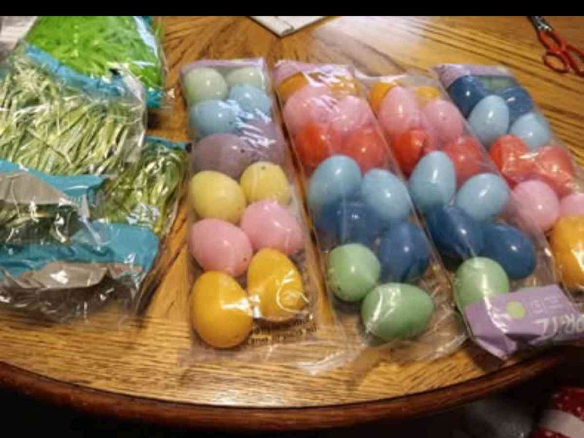 sheet set cups snack container lunch box - Crandon, Wisconsin - FleaMarketBay