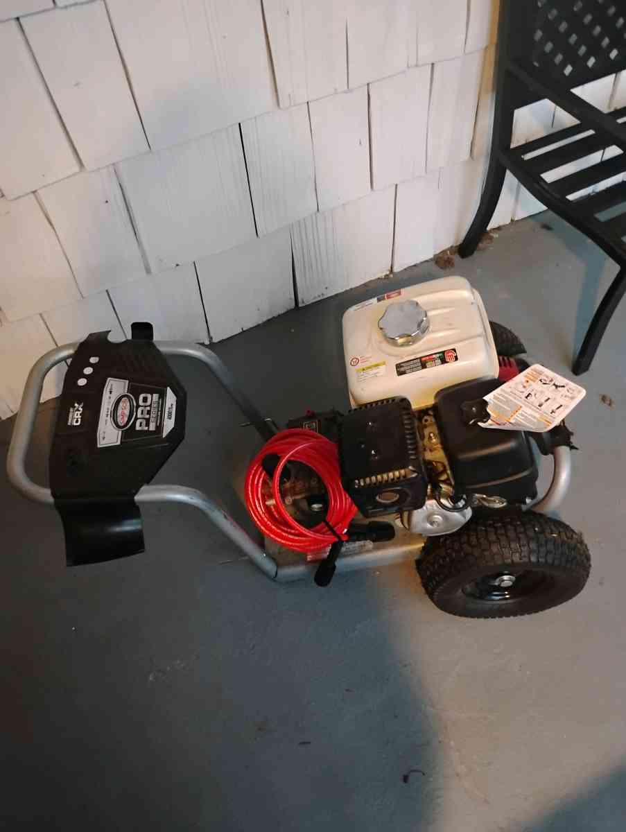 Simpson Pressure Washer - Florence, South Carolina - FleaMarketBay