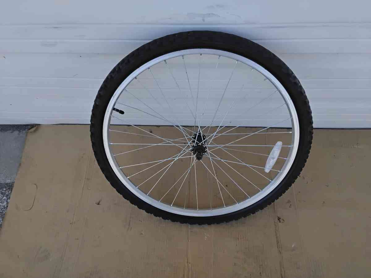 Nice Huffty Bicycle Front Wheel and Tire 26 X 195 Like New - Williamstown, New Jersey