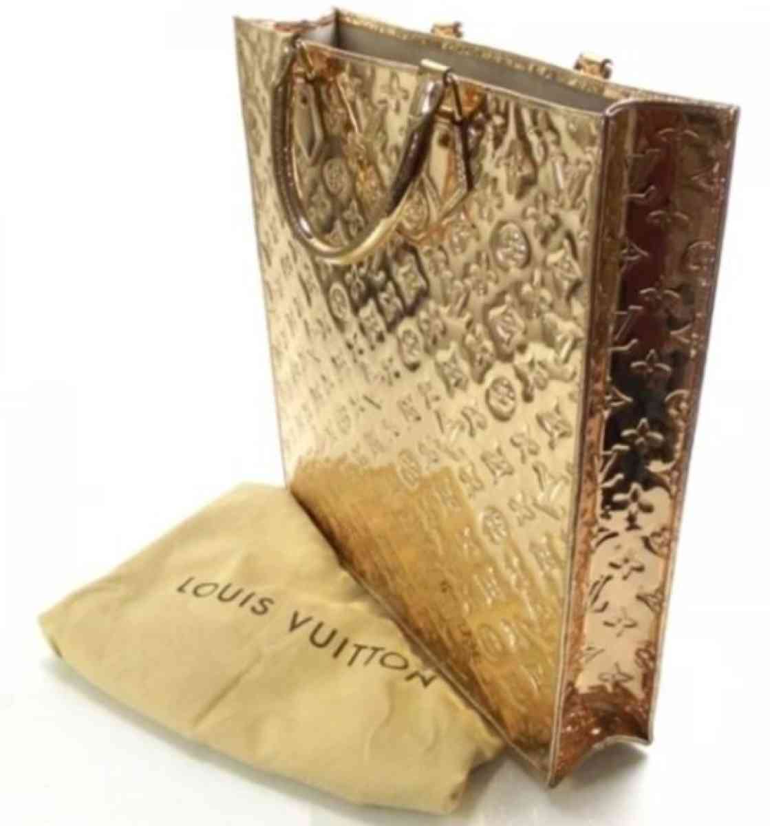 Lv mirror purse - Haughton, Louisiana - FleaMarketBay