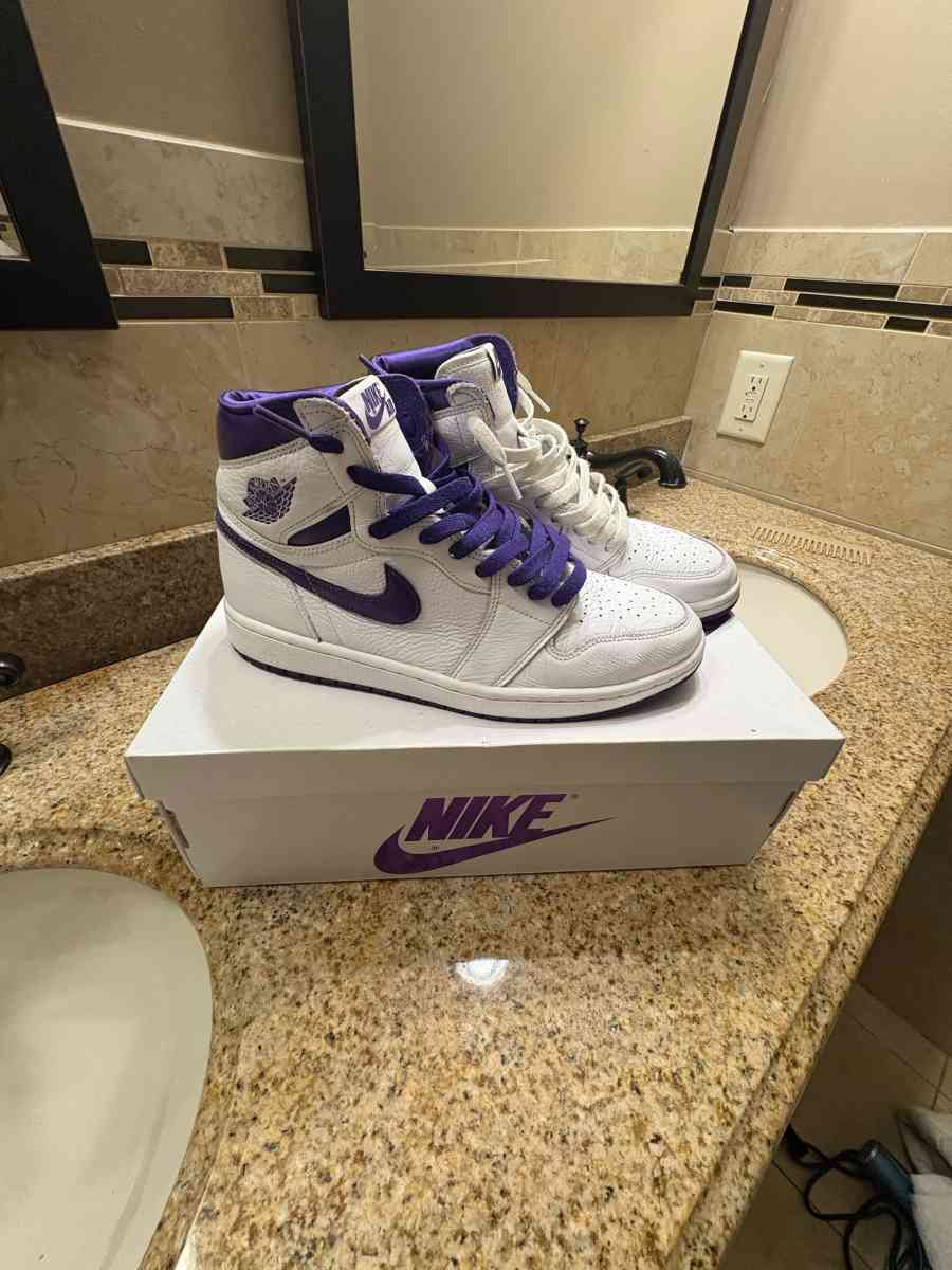 Jordan 1s high court purple - Centereach, New York - FleaMarketBay
