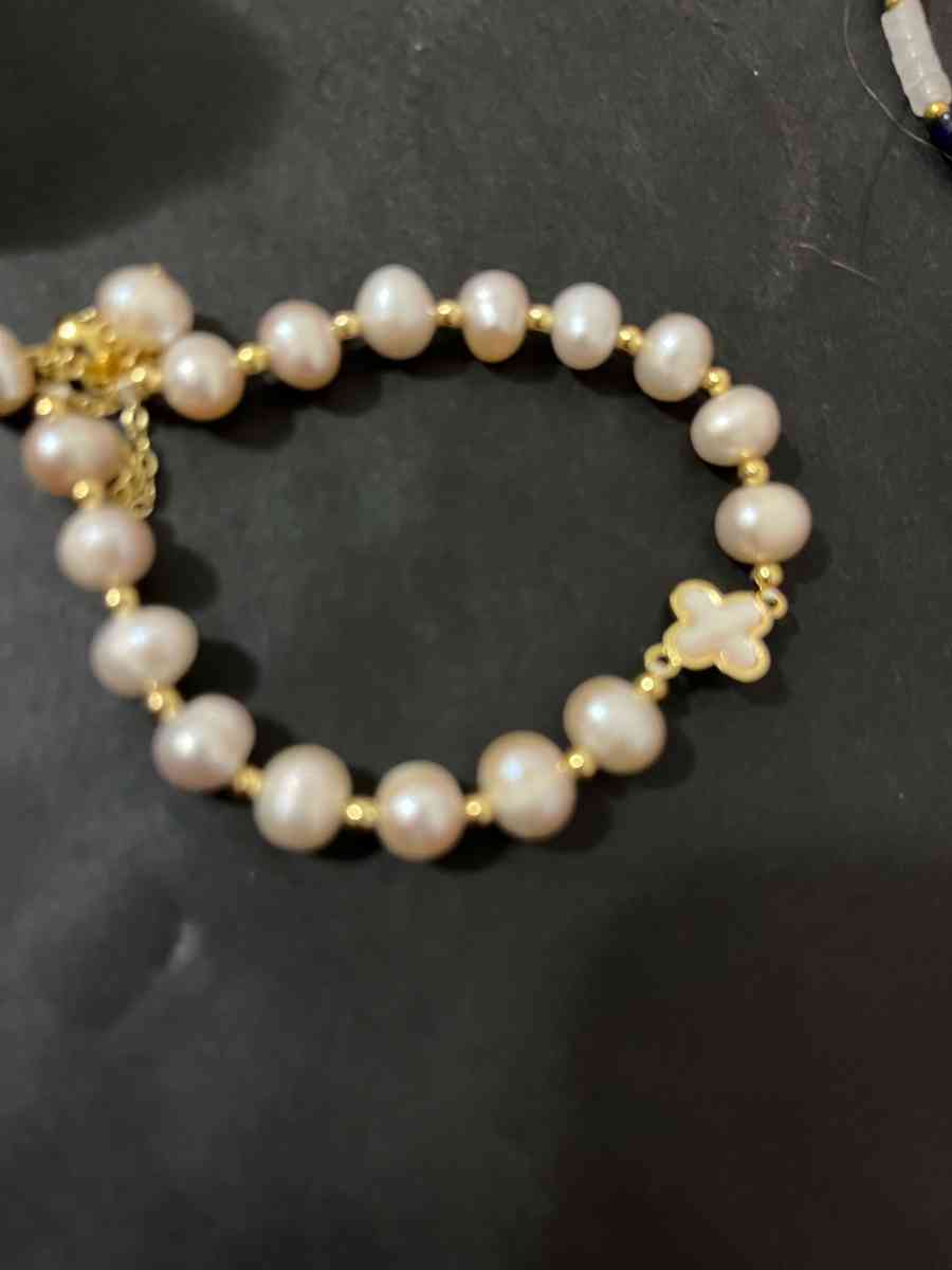 18 k gold filled over stainless steel - Fall River, Massachusetts - FleaMarketBay