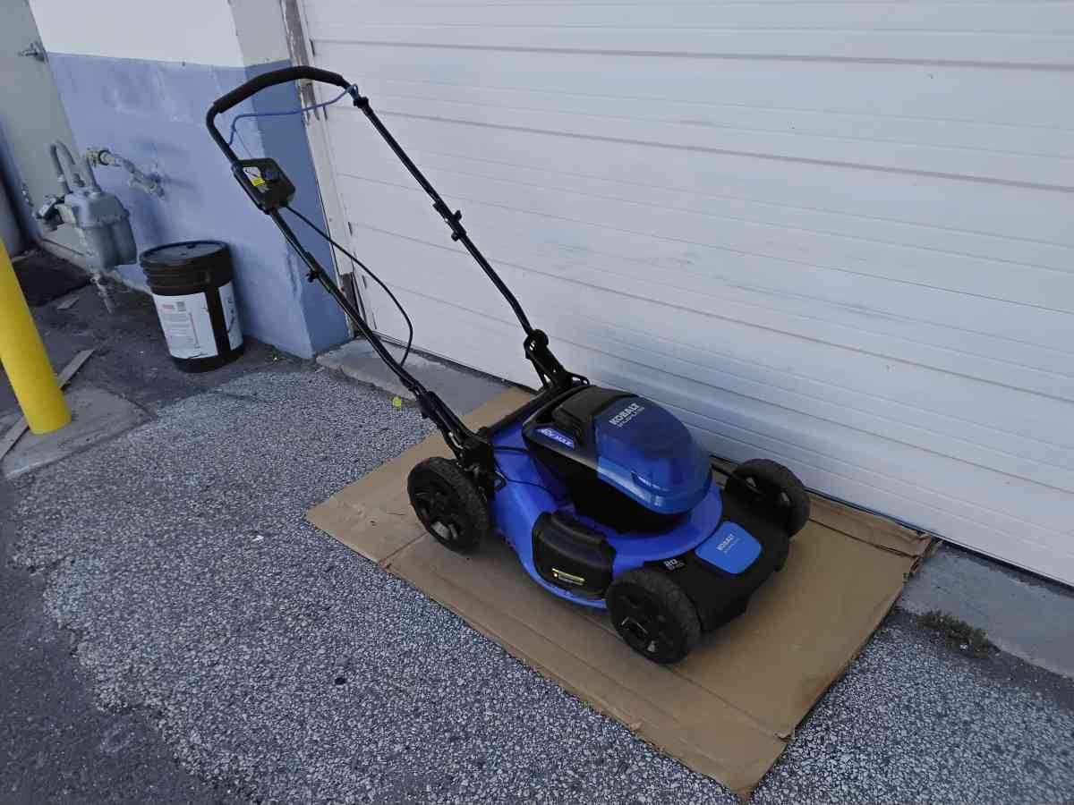 Nice Kobalt Cordless 40 Volt Brushless Lawn Mower - Williamstown, New Jersey - FleaMarketBay
