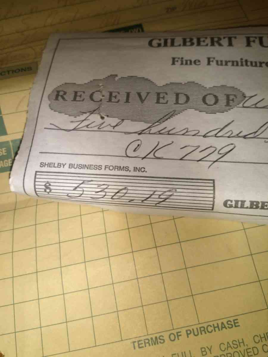 oak table and chairs - Middleburg, Ohio