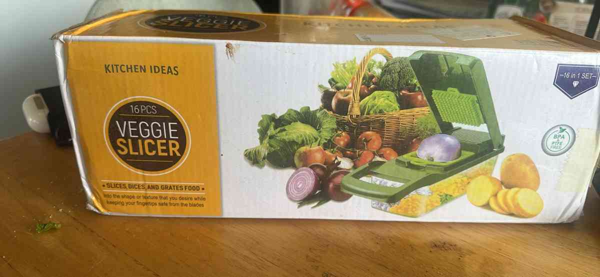 Keurig  and chopper - Santa Clara, California - FleaMarketBay