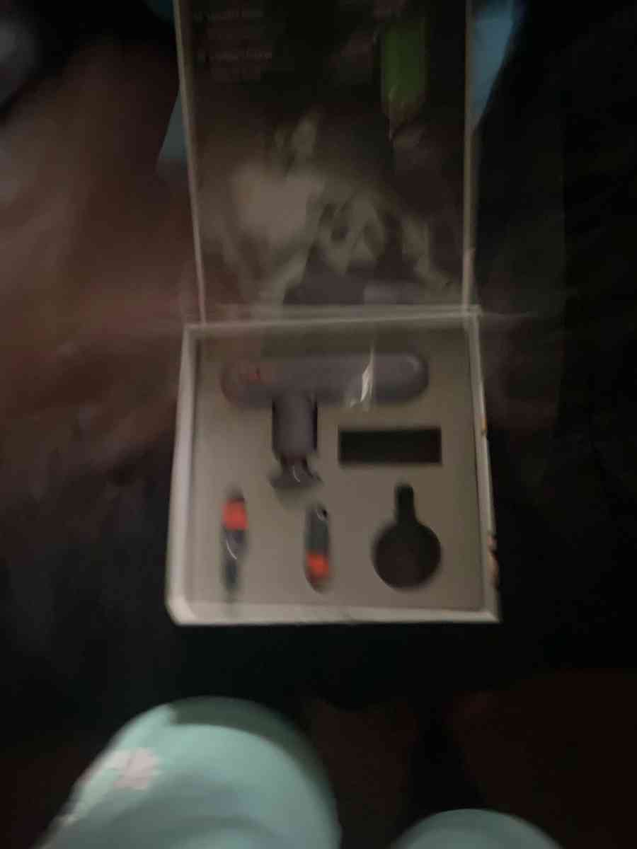 selling a Massage gun - Duncanville, Texas - FleaMarketBay