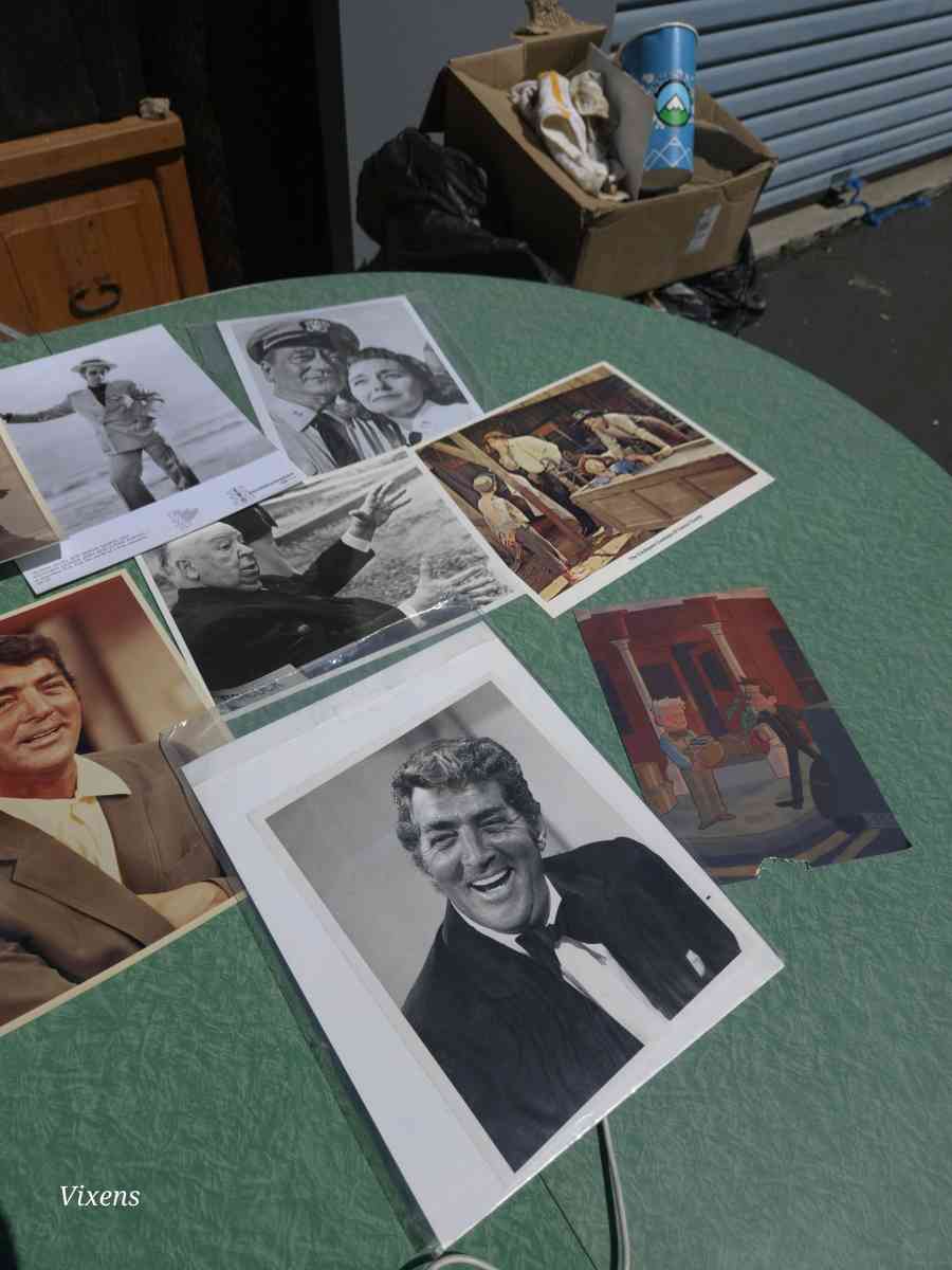 Celebrity photos lot - Ashland, Oregon - FleaMarketBay