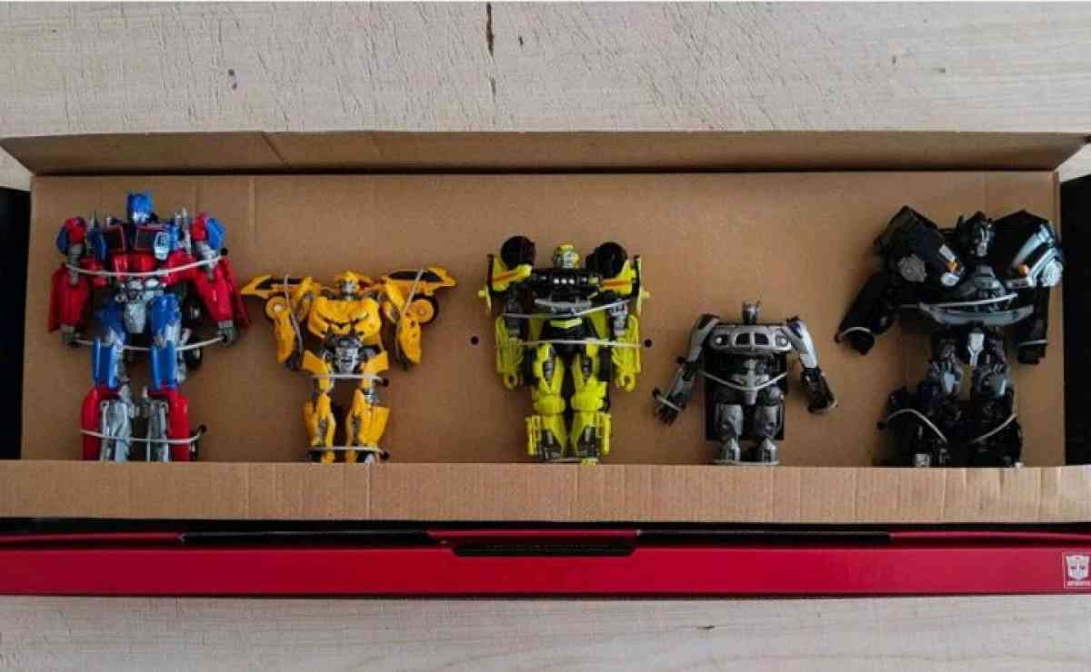 Transformers - Gainesboro, Tennessee - FleaMarketBay