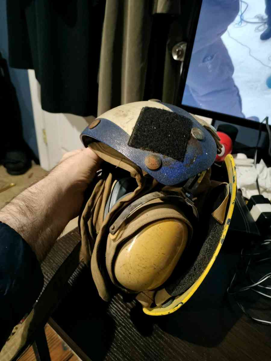 A US NAVY CREW HELMET USED or best offer - Elizabeth, New Jersey