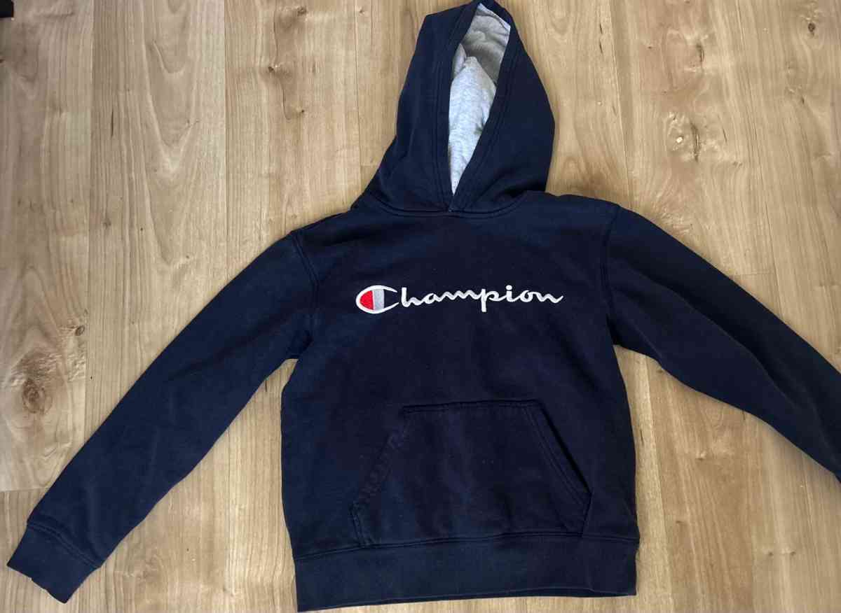 2 hoodies - Austell, Georgia - FleaMarketBay