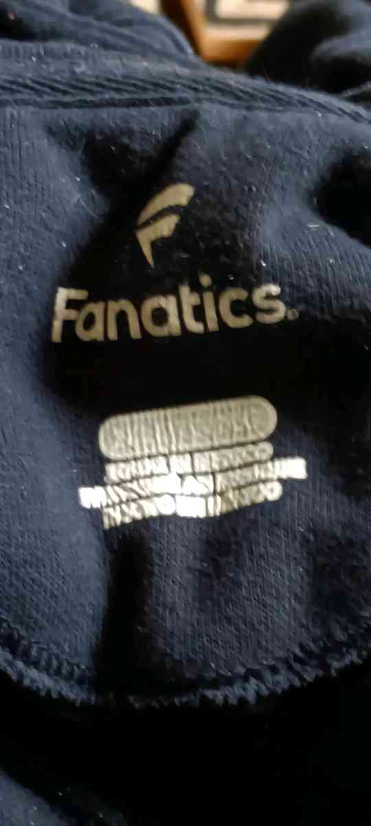 2XL SEATTLE KRAKENS HOODIE BY FANATICS GENTLY USED BIG LOGO - Rochester, New York - FleaMarketBay