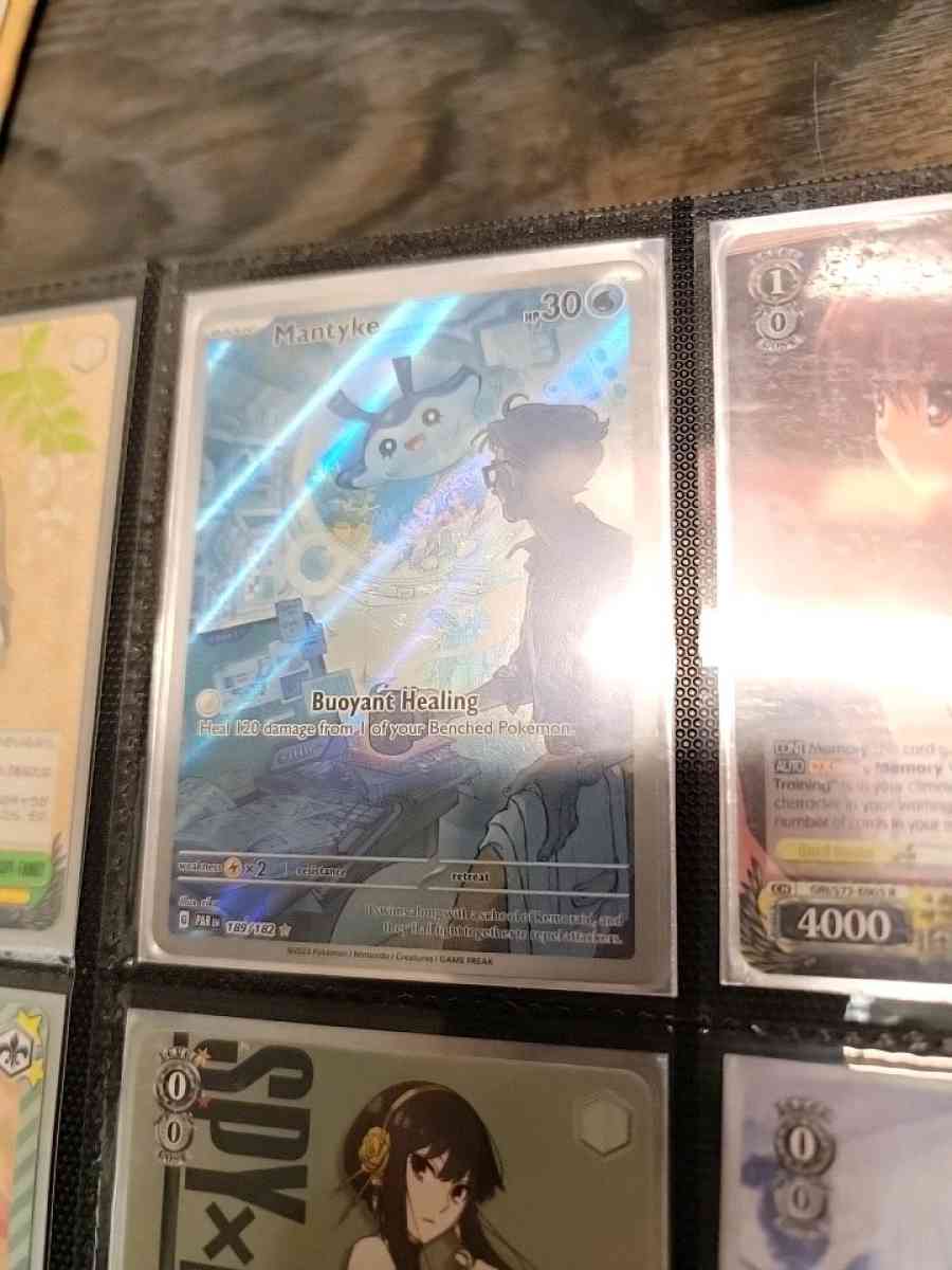 Mantyke Paradox Rift Holo NM - Vista, California - FleaMarketBay