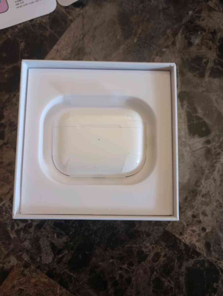 Airpod Pro 2 Active Noise Cancellation - Tulsa, Oklahoma - FleaMarketBay