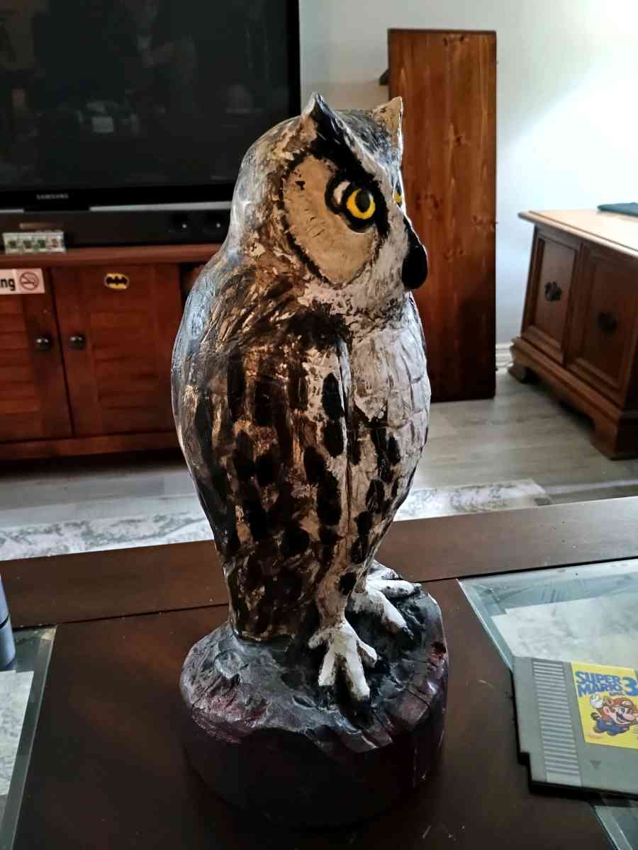 Hand Carved horned owl - New Albany, Ohio - FleaMarketBay