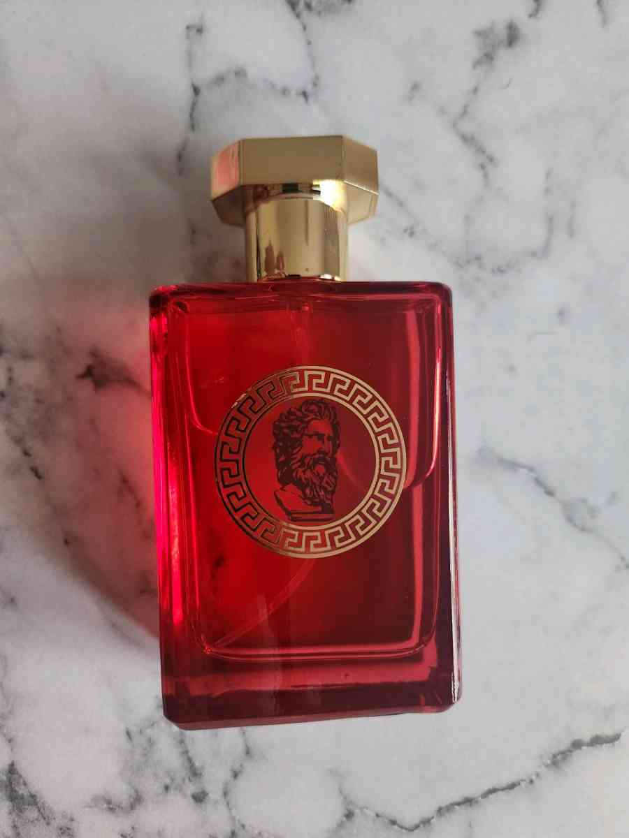 vesante red cologne - Tomball, Texas - FleaMarketBay