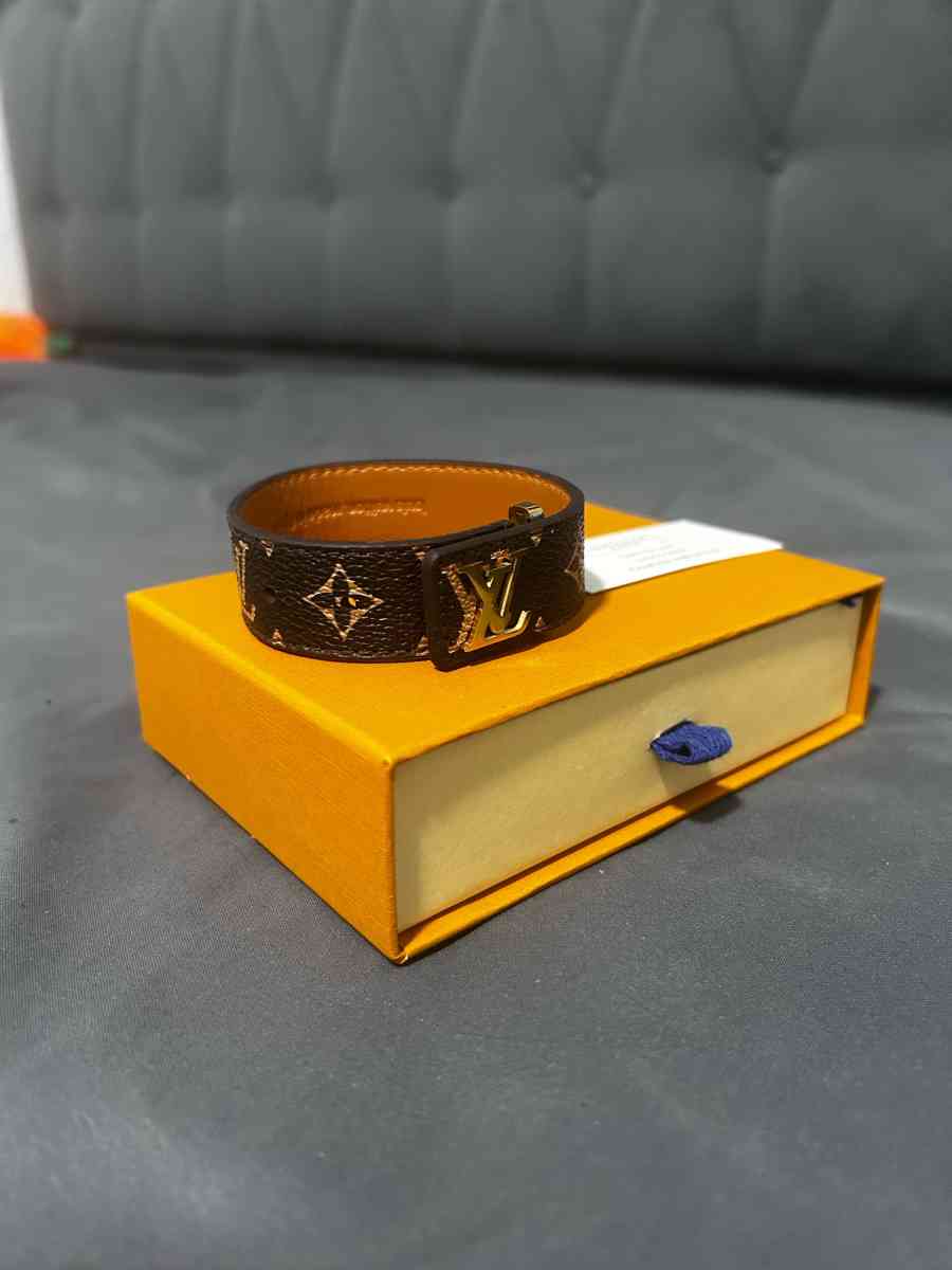 Louis Vuitton Bracelet - Miami, Florida - FleaMarketBay