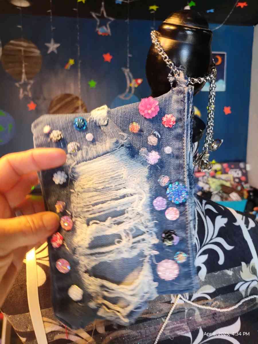 small purse - Fairdale, Kentucky - FleaMarketBay