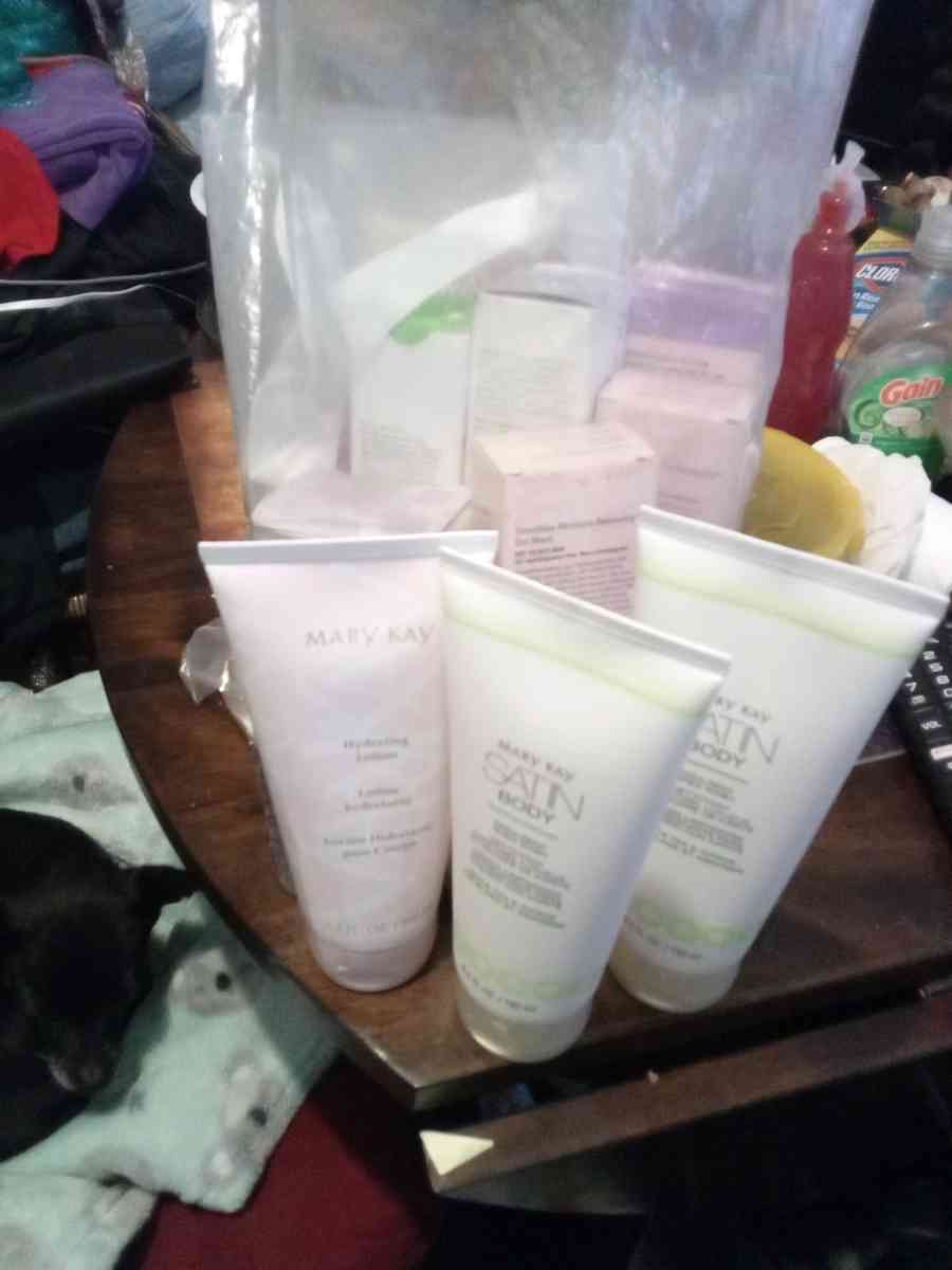 satin body - Spring Valley, California