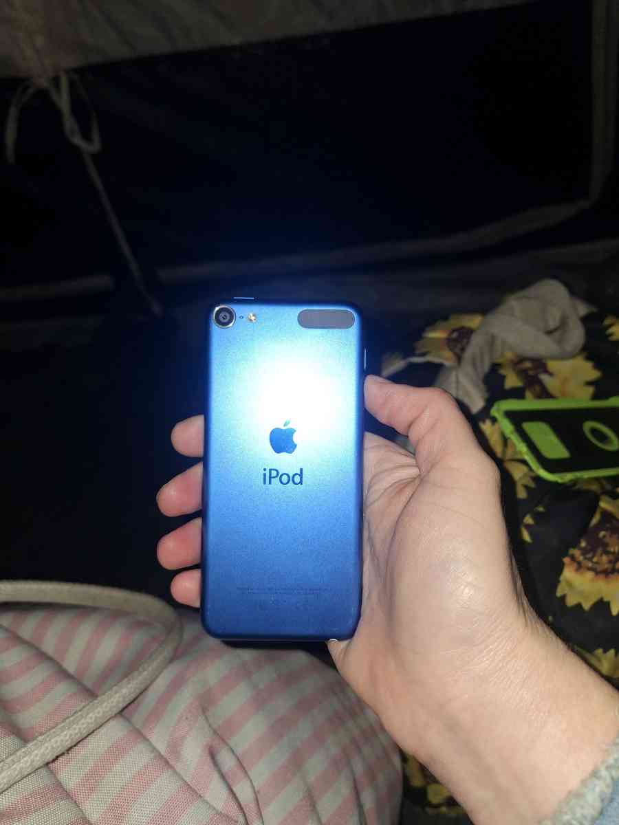 32 GB 7th Generation Ipod Touch - San Diego, California