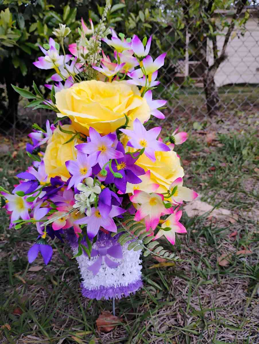 graveside flowers - Jacksonville, Florida