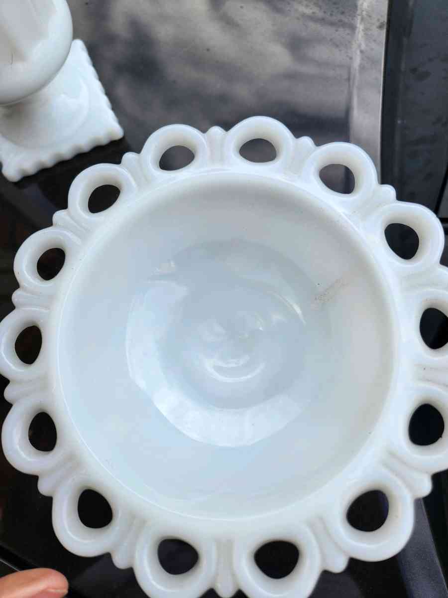 vantage white milk glass at least 50 years old - Stockton, California - FleaMarketBay