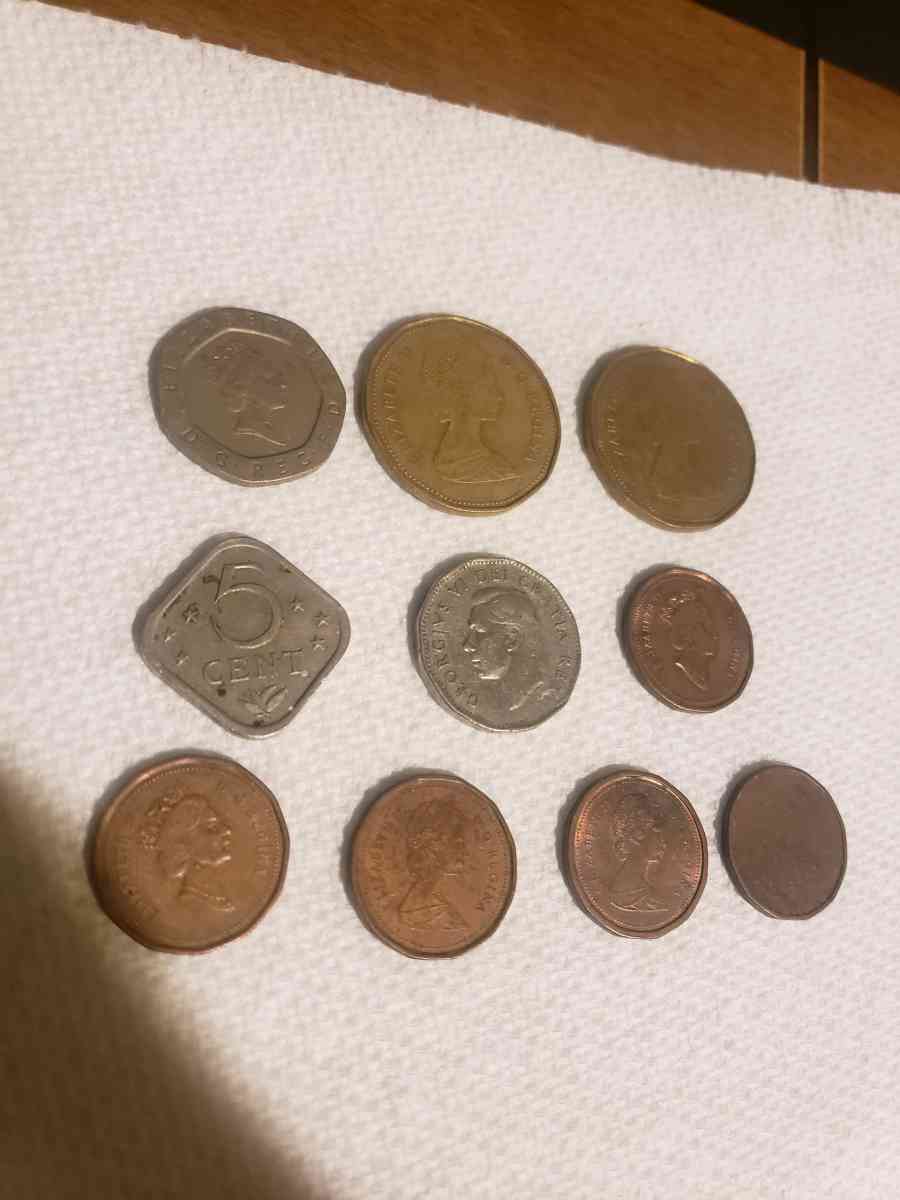 miscellaneous international coin lot older dates - Suffield, Connecticut - FleaMarketBay