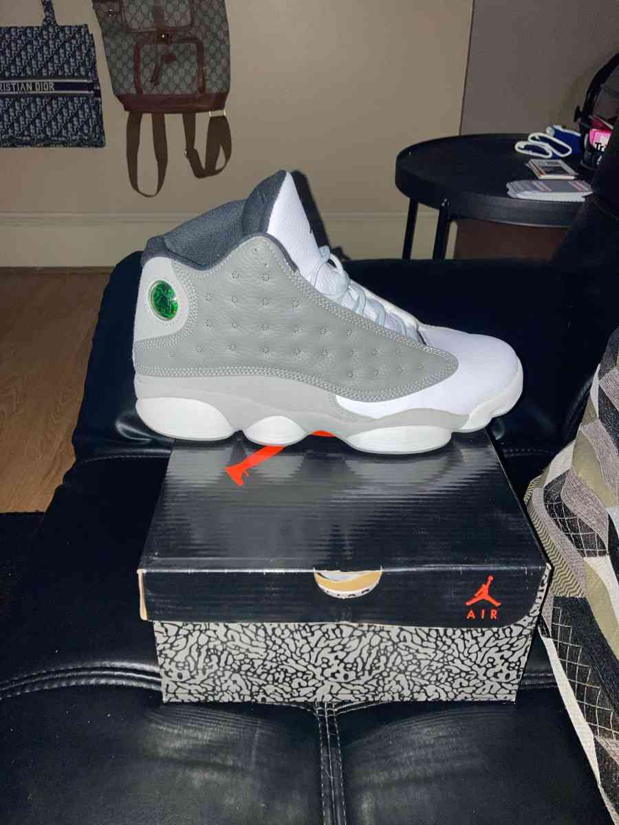 sneakers and more - York, Pennsylvania - FleaMarketBay