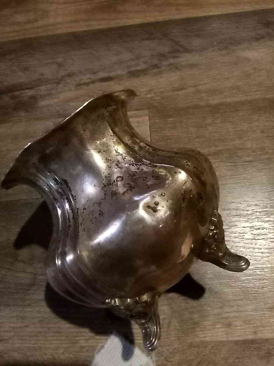 antique silver sugar bowl - Mc Minnville, Tennessee