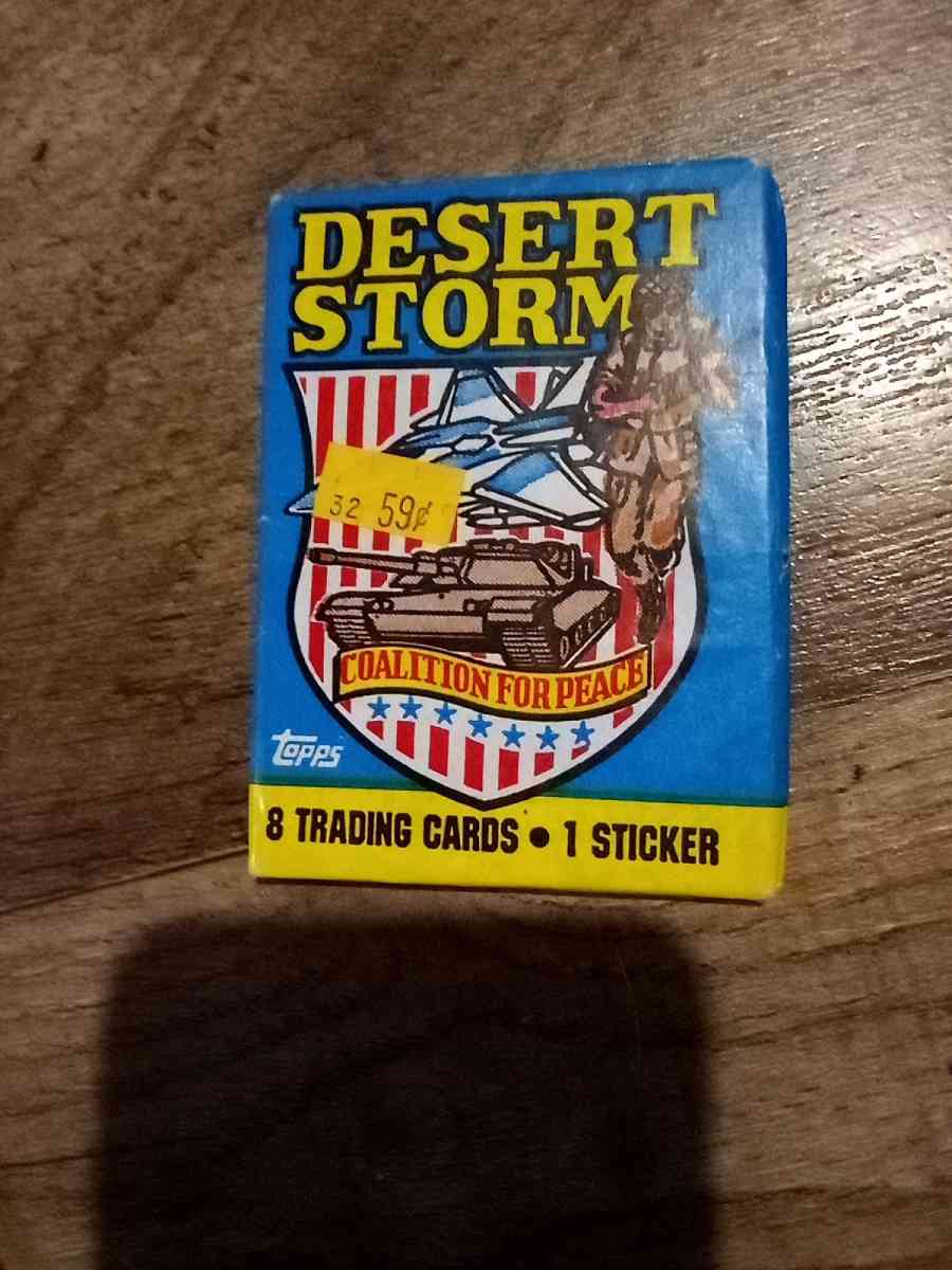 4 sealed packs of desert Storm cards - Mc Minnville, Tennessee