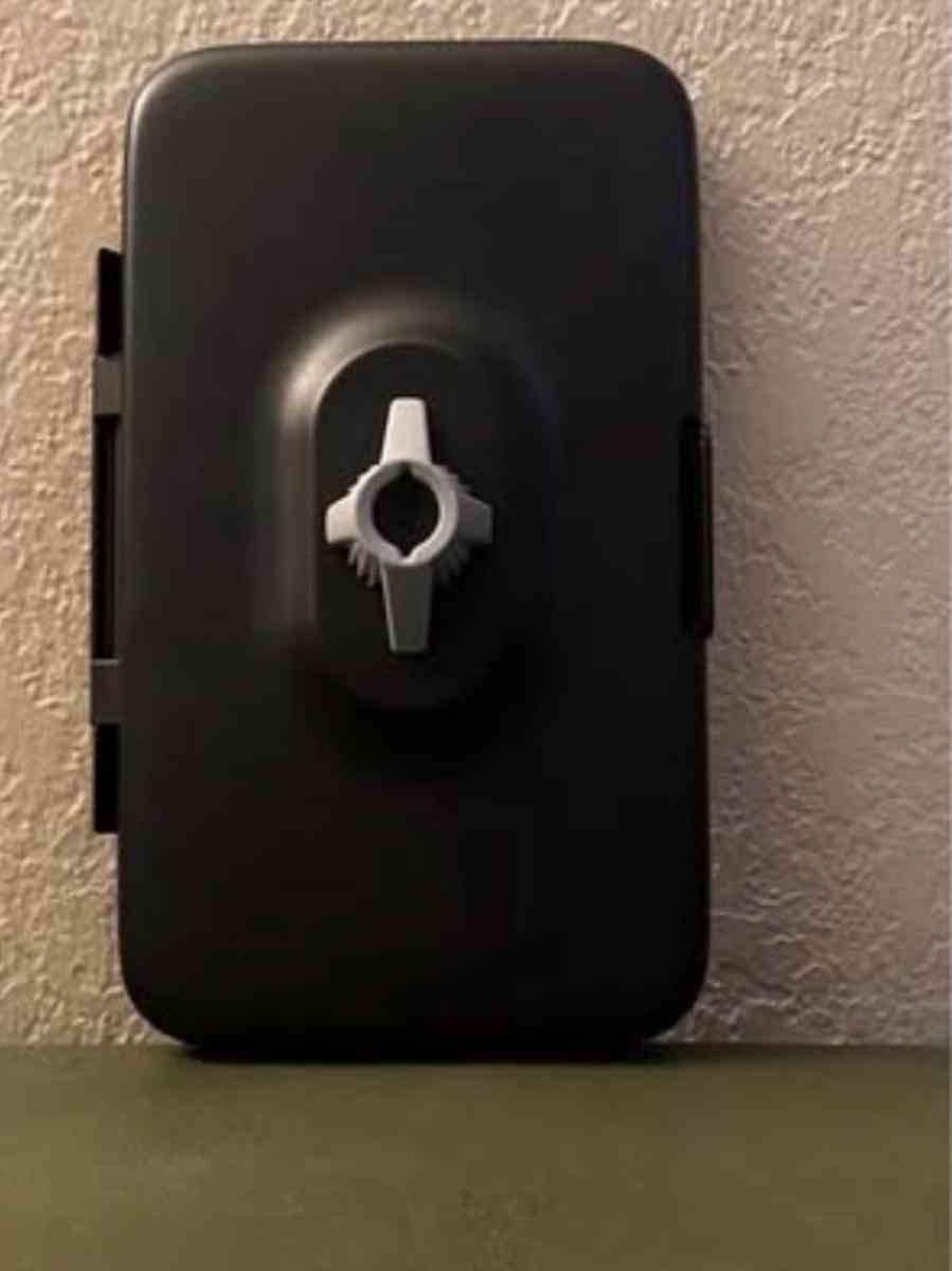 waterproof wall mount for shower - San Jose, California - FleaMarketBay