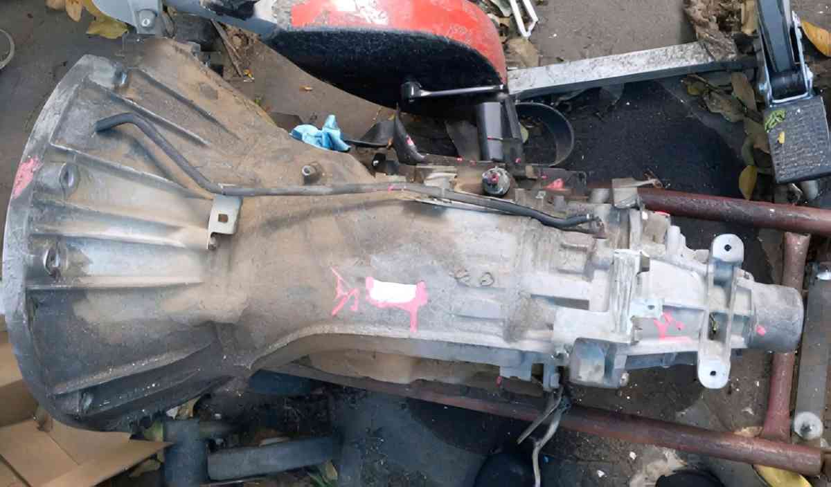 Nissan Frontier Xterra transmission - Los Angeles, California - FleaMarketBay