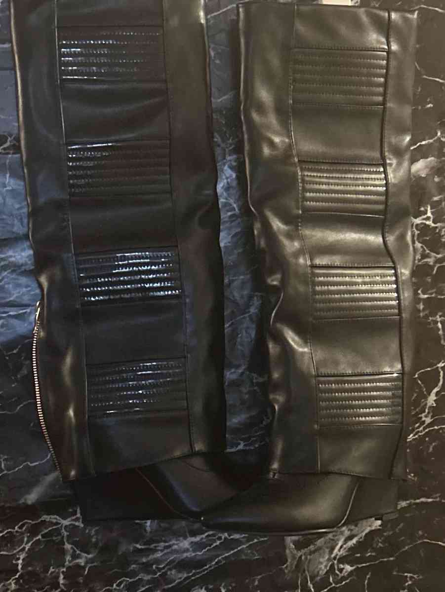 Azalea Wang boots - New York, New York - FleaMarketBay