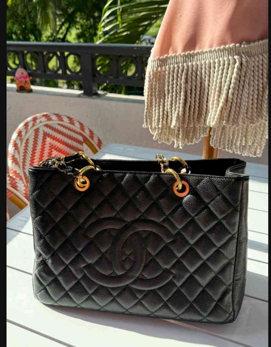 channel handbag - Miami, Florida