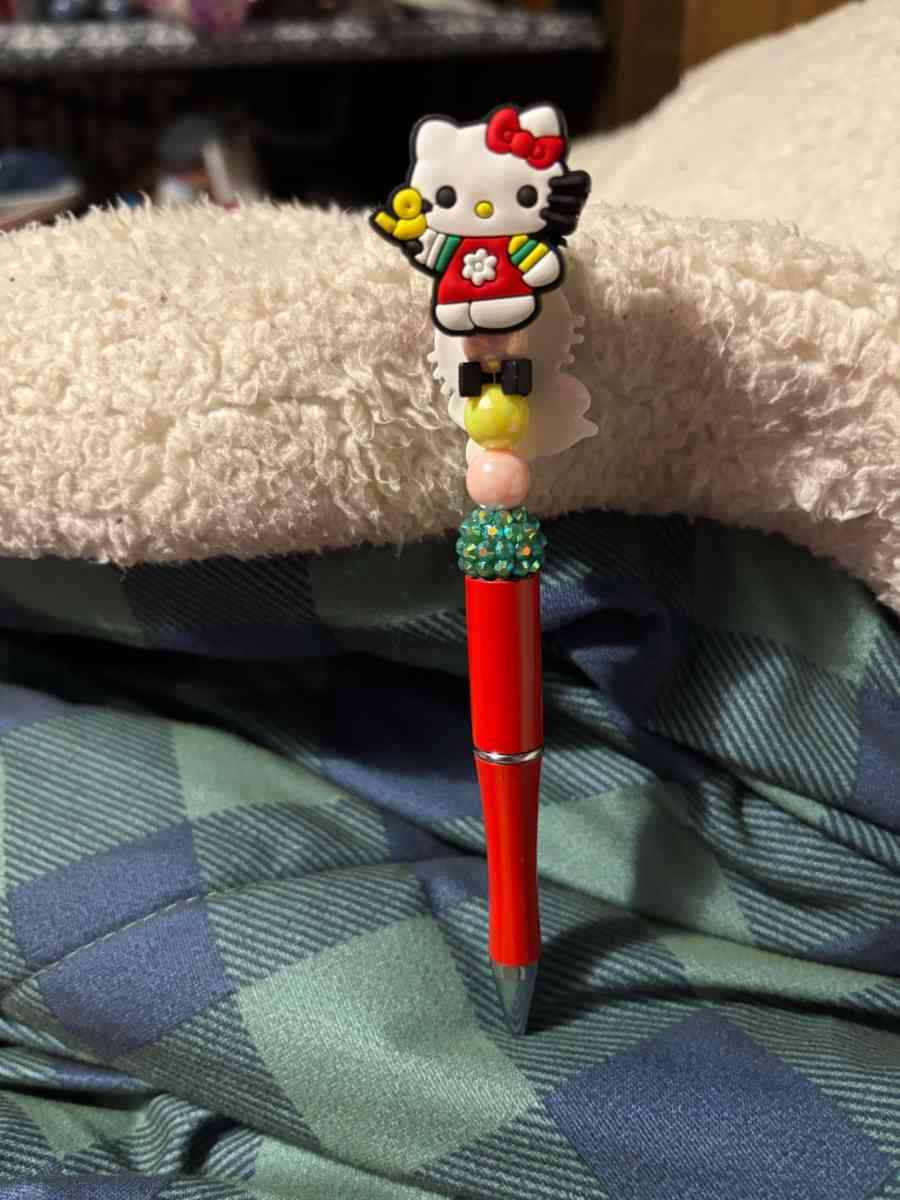 pens they are all new - Zebulon, North Carolina - FleaMarketBay