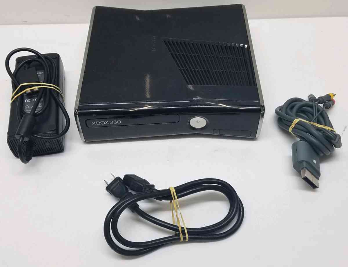 XBOX 360 AND GAMES - Coconut Creek, Florida - FleaMarketBay