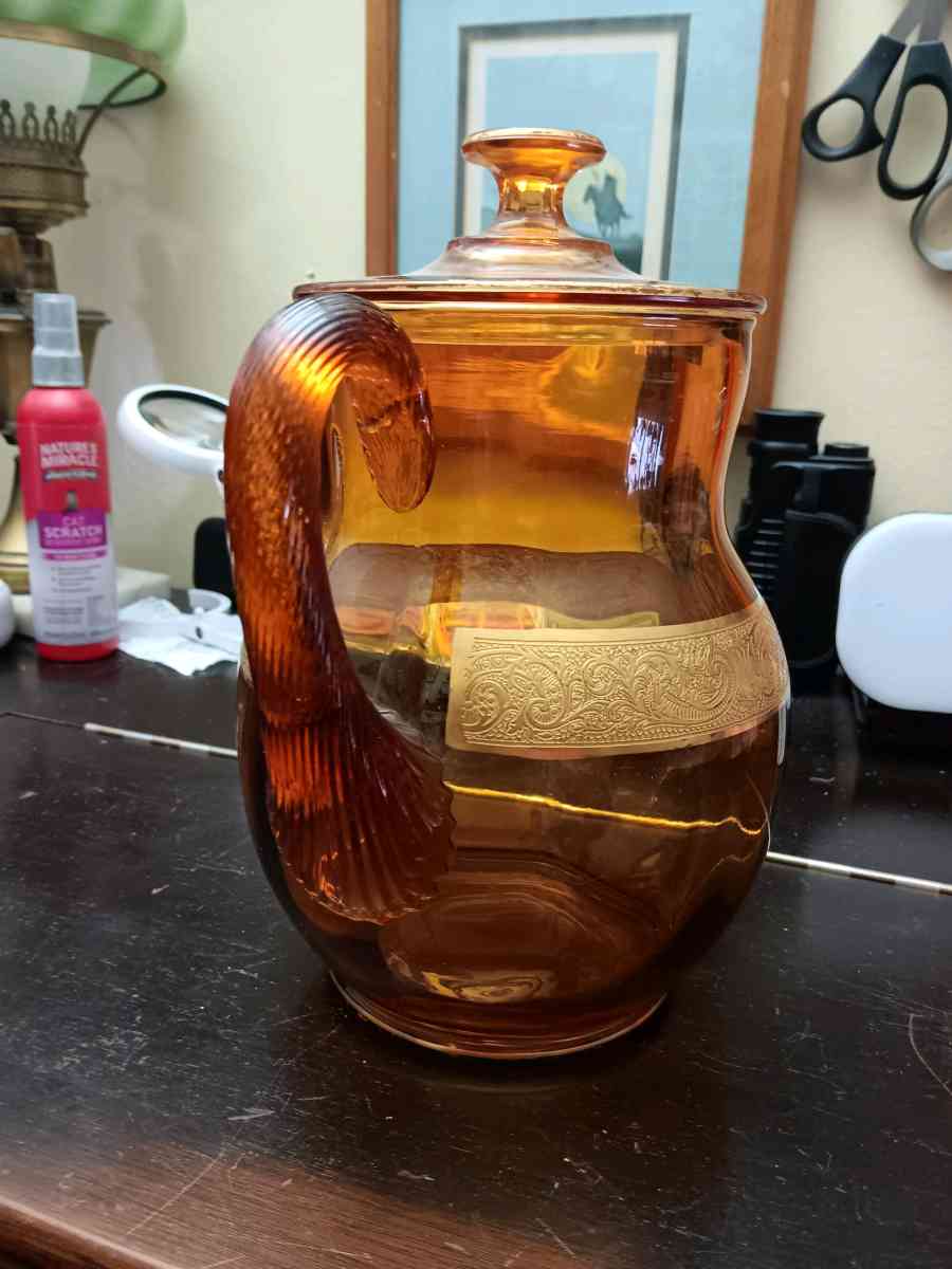 early Amber glass with gold leaf inlays picher - Adams, New York - FleaMarketBay