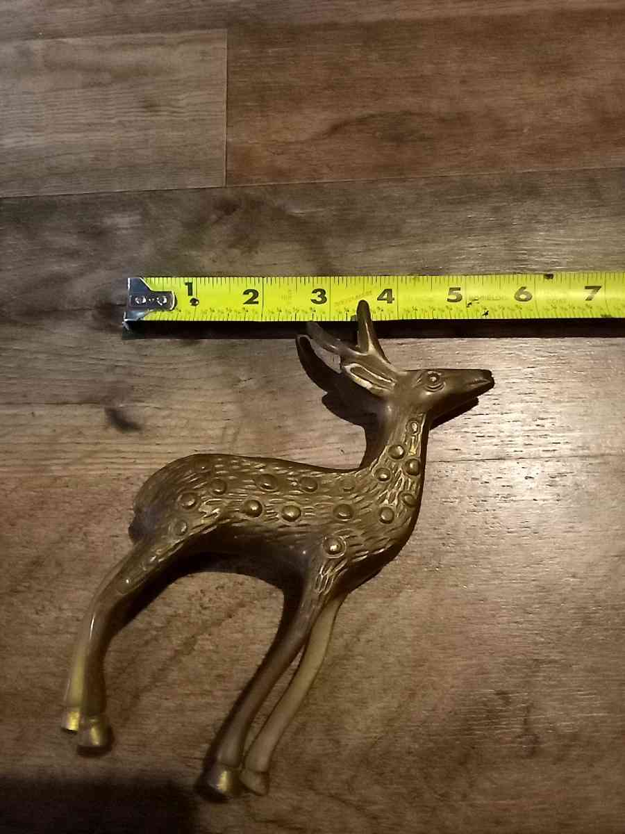 vintage brass deer head up four inches - Mc Minnville, Tennessee