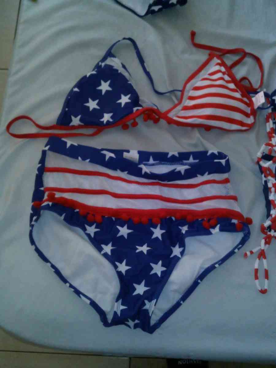 4 bathing suits for sale size small