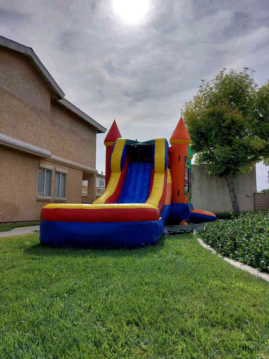 jumper - Los Angeles, California - FleaMarketBay