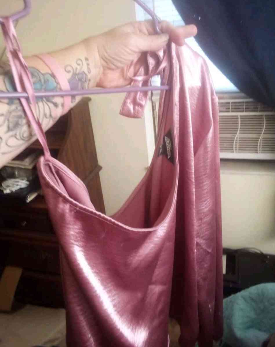 silky womens blouse - Lithia, Florida - FleaMarketBay