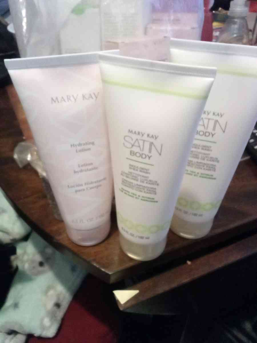 satin body - Spring Valley, California - FleaMarketBay